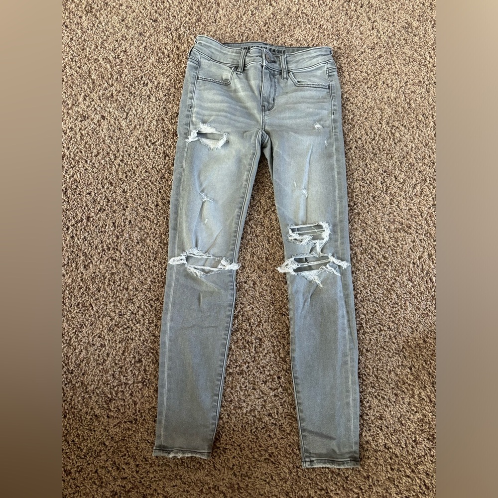 Grey American Eagle stretchy skinny jeans size 00 short